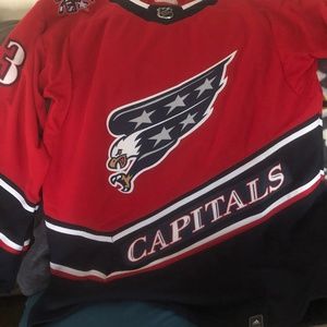 Tom Wilson jersey